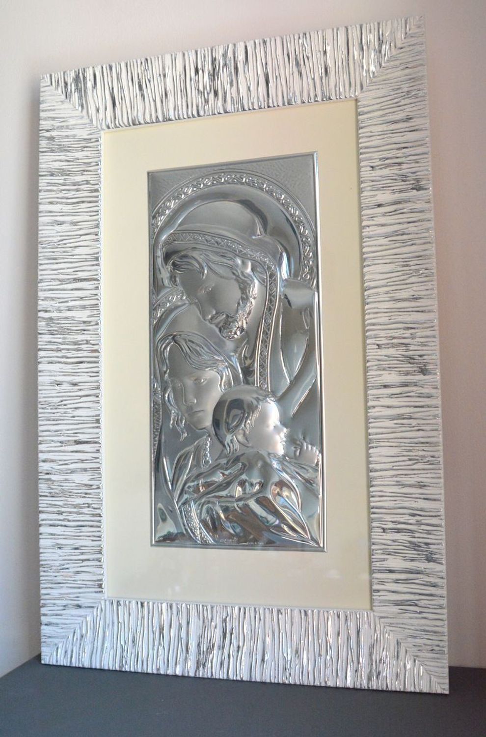 Obraz w ramie Prezent Święta Rodzina 35X55 ANARP 3750. Srebrny obraz na prezent. Obraz duży na ścianę z Rodziną Święta. Obraz w szkle posrebrzany z wizerunkiem świętych..jpg